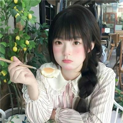 只能亲吻不幸同学了!